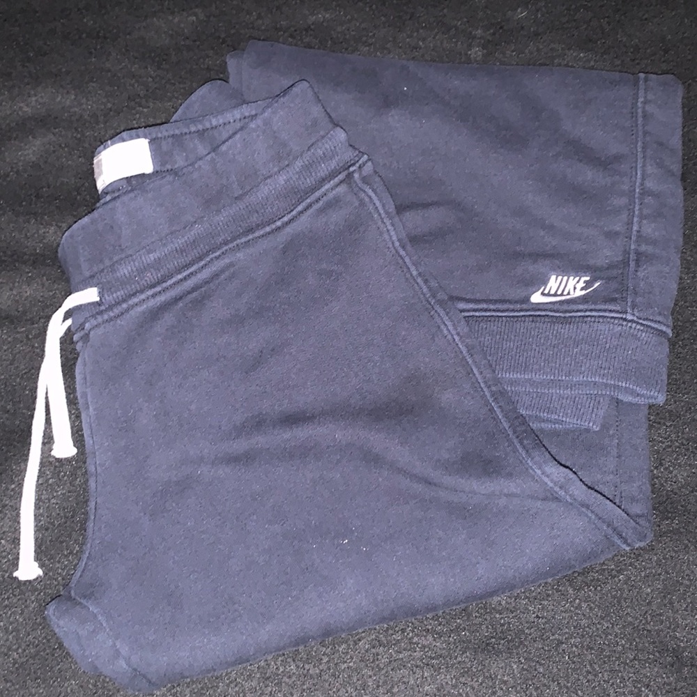 Nike Sweats girls